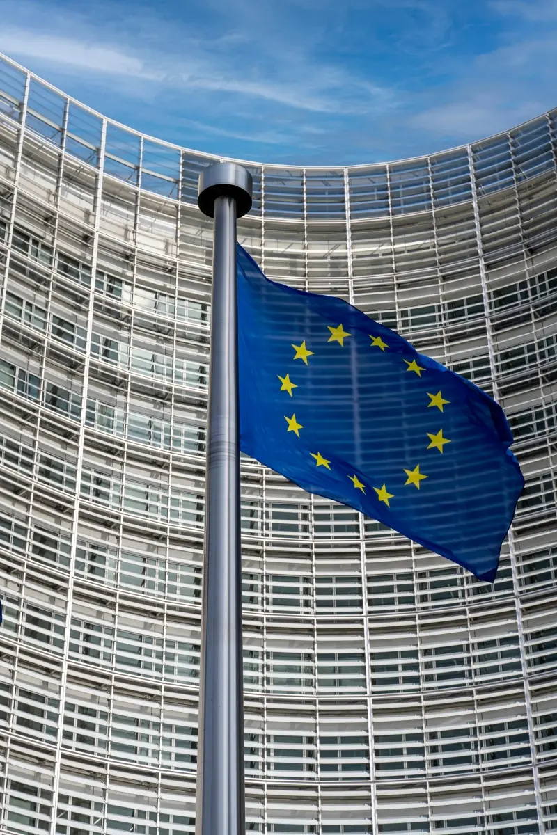 picture of Europe flag for e-Track global page