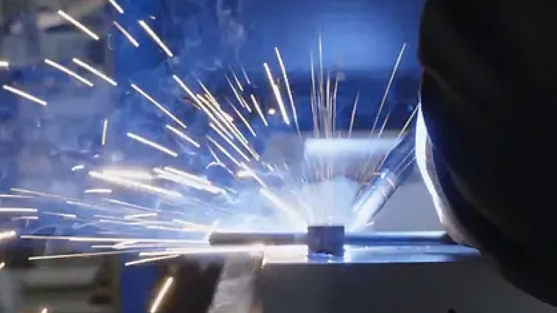 e-Track welding process of electronic key cabinets